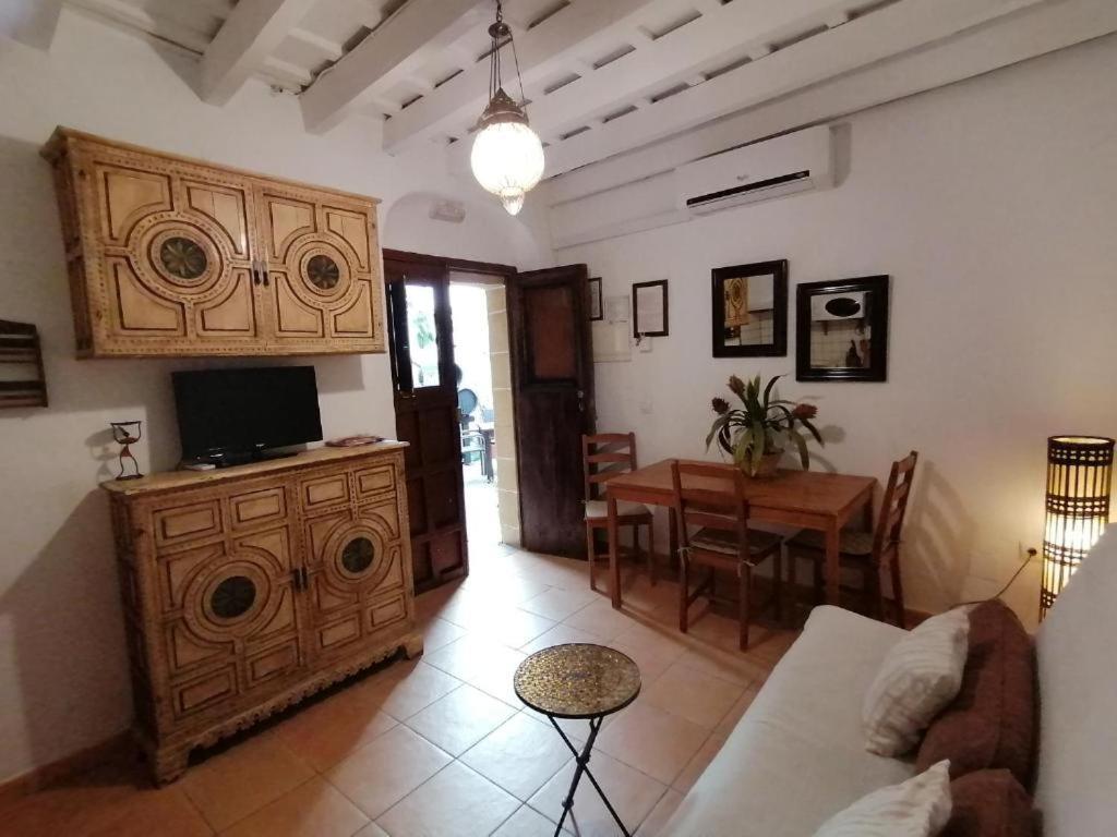 Apartamentos El Patio Andaluz Херес-де-ла-Фронтера Екстер'єр фото
